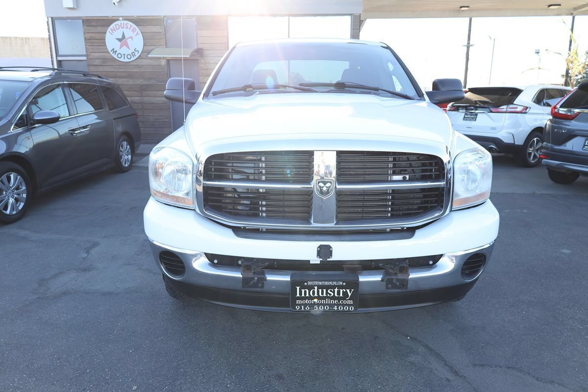 Used 2006 Dodge Ram 2500 Truck SLT w/ Trailer Tow Group AWD/4WD image 3