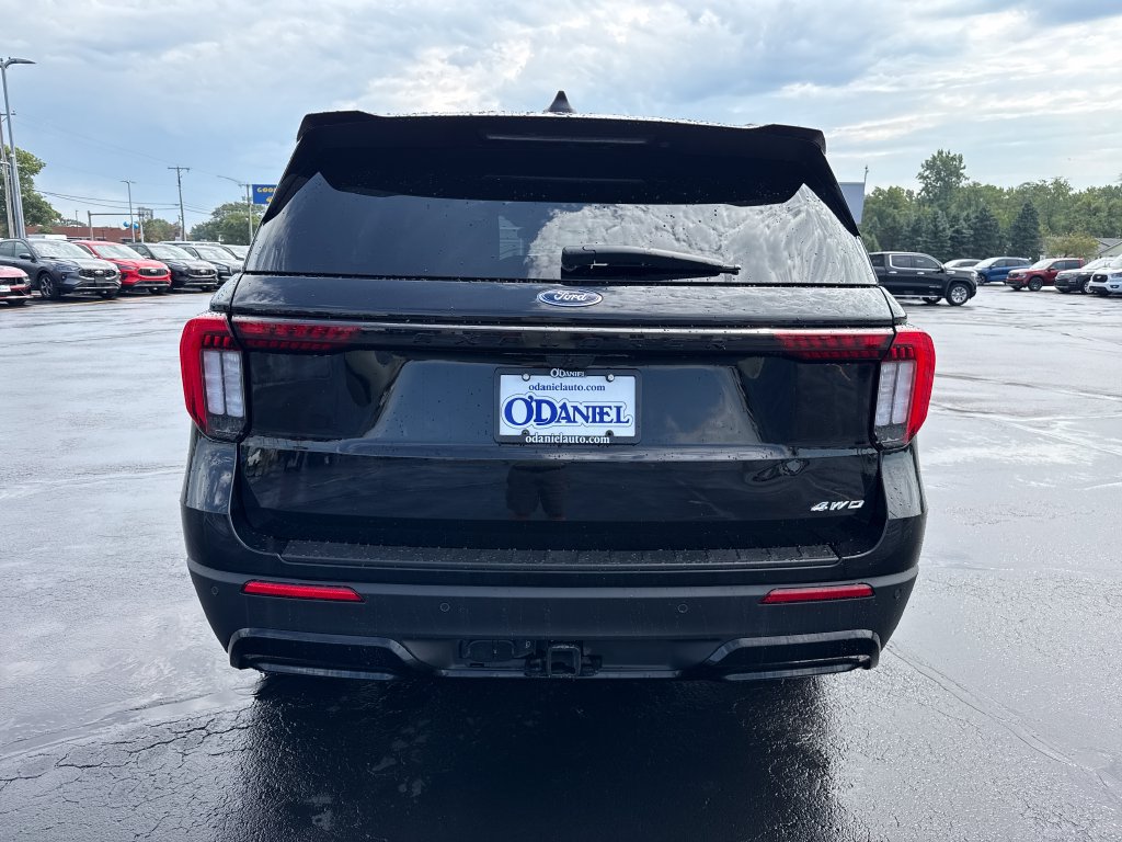 Used 2026 Ford Explorer ST-Line AWD/4WD image 6
