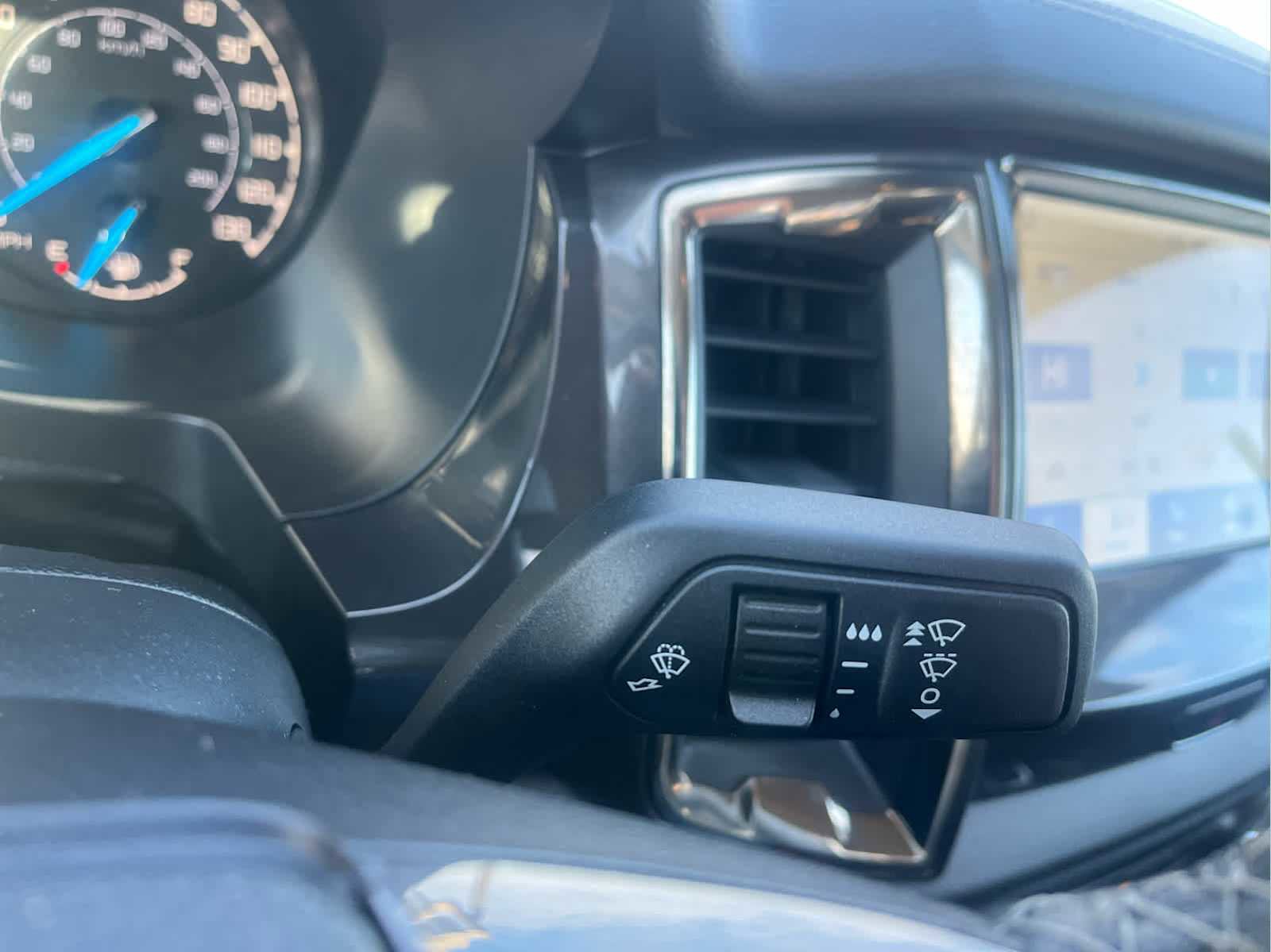 Used 2022 Ford Ranger Lariat w/ FX4 Off-Road Package image 29