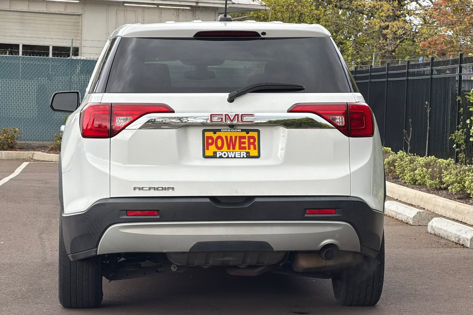 Used 2019 GMC Acadia SLE FWD image 3