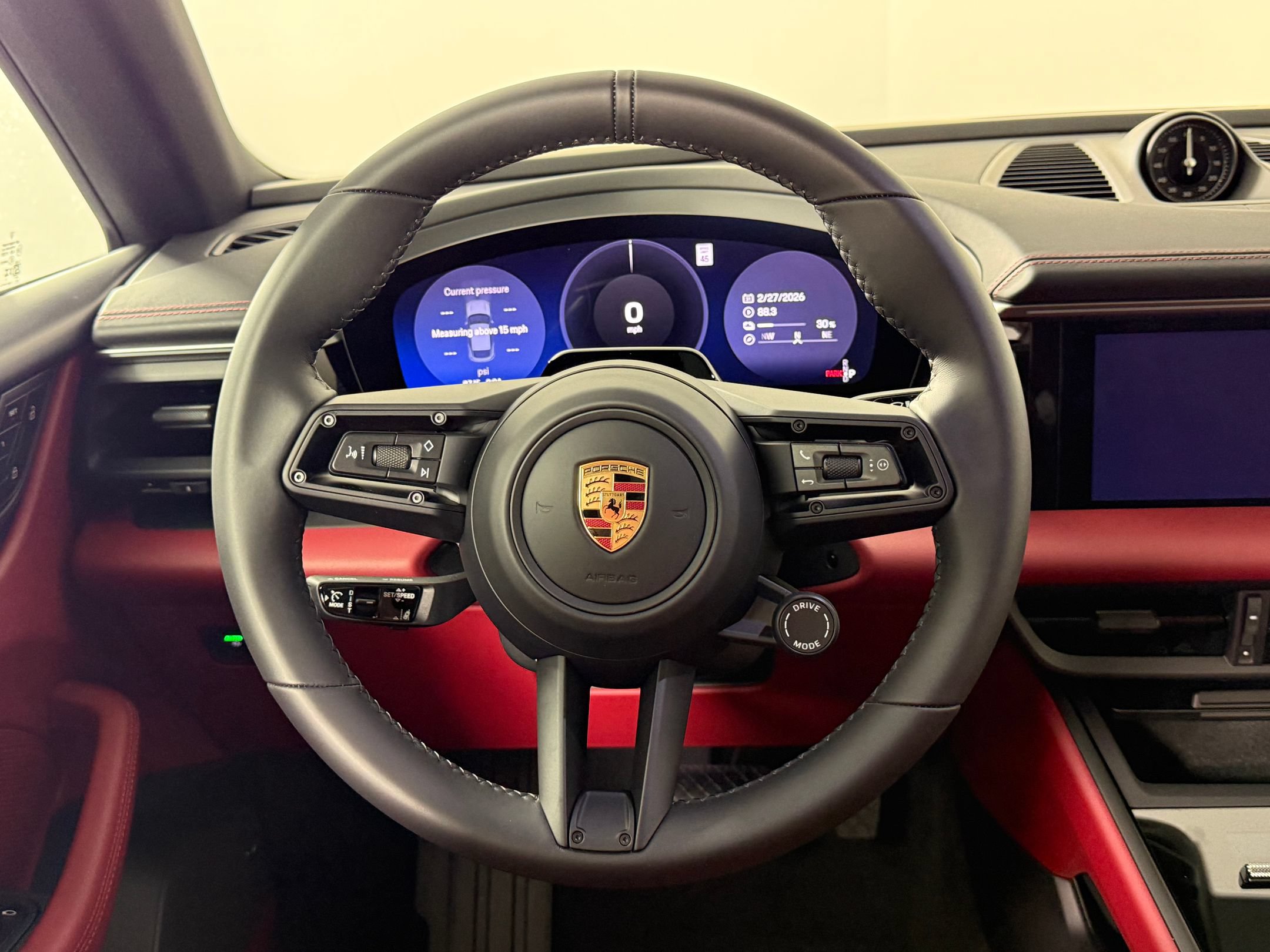 Certified 2026 Porsche Macan Electric RWD image 21
