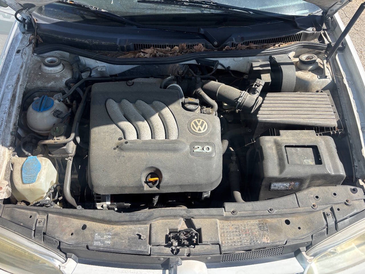 Used 2006 Volkswagen Golf GL FWD image 19