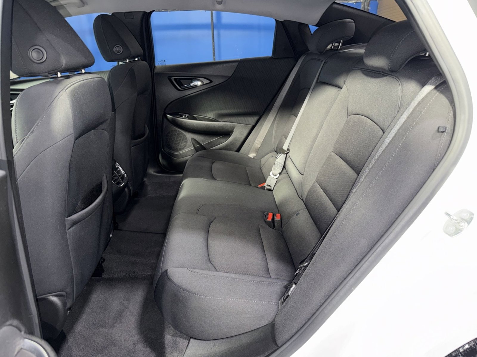 Used 2020 Chevrolet Malibu LT image 28