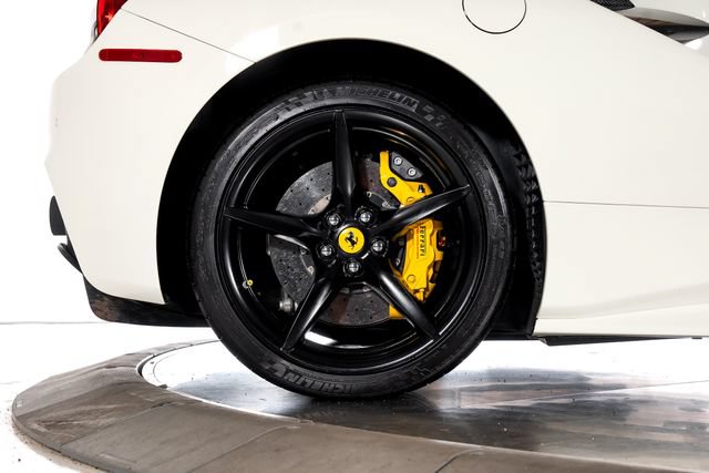 Certified 2018 Ferrari 488 Spider RWD image 20