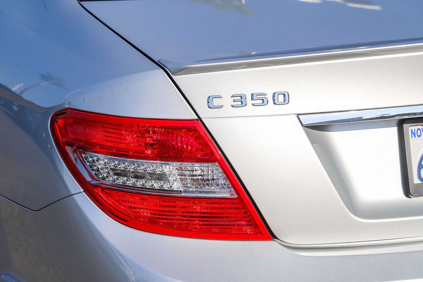 Used 2011 Mercedes-Benz C 350 Sport image 11