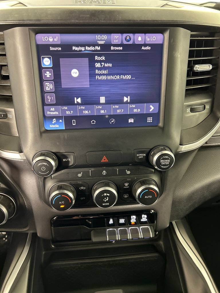 Used 2022 RAM 1500 Big Horn AWD/4WD image 15