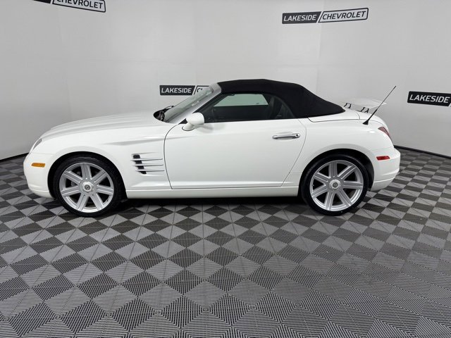 Used 2005 Chrysler Crossfire Limited image 29