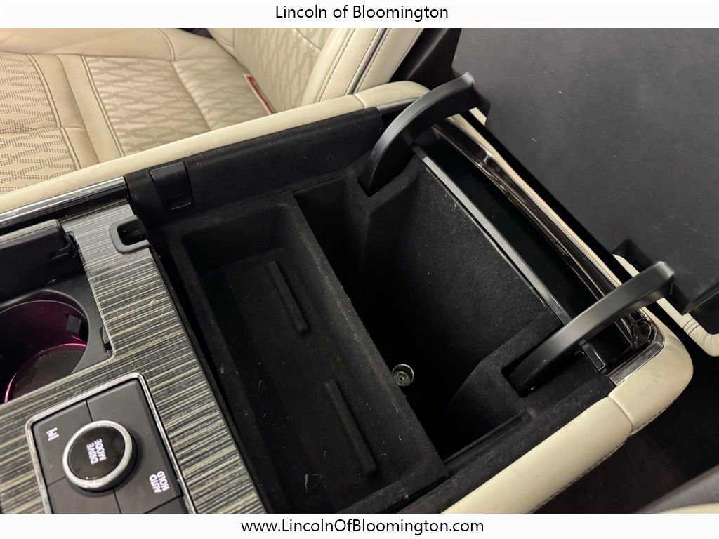 Certified 2022 Lincoln Navigator Black Label image 39