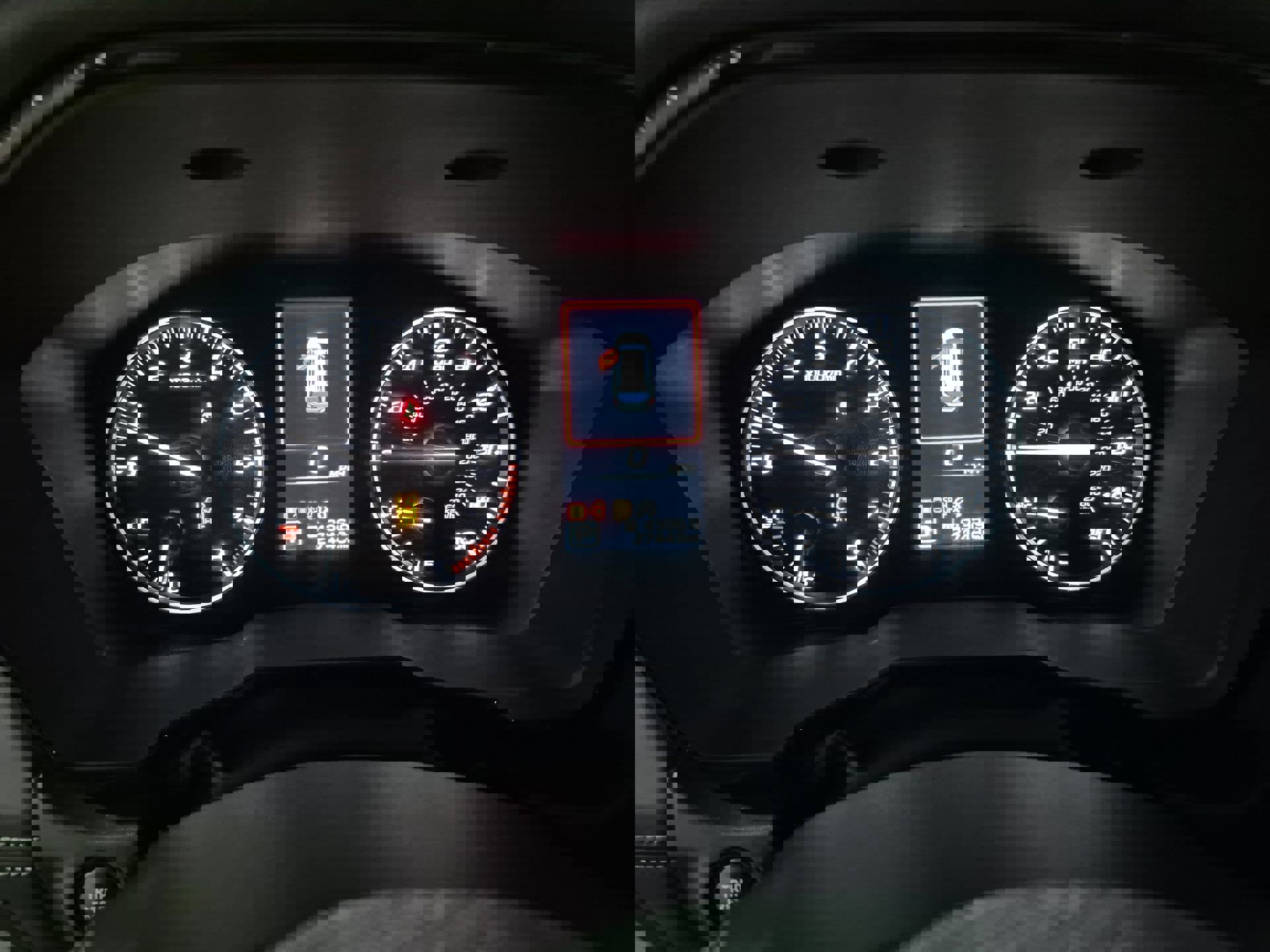 Used 2025 Subaru Outback Premium image 13