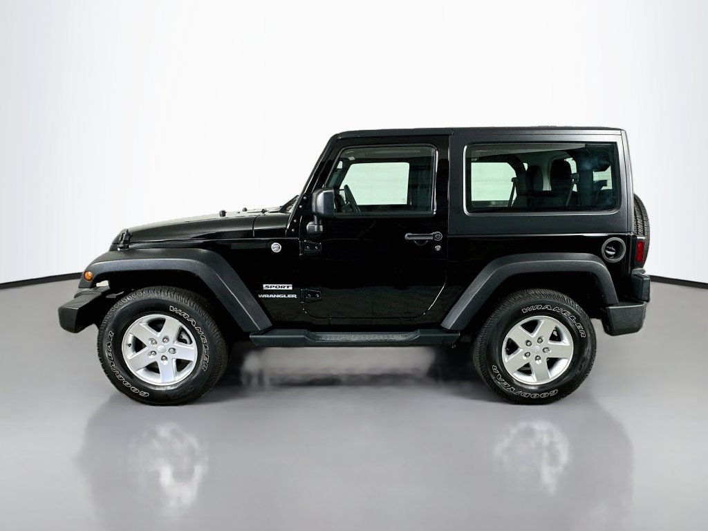 Used 2015 Jeep Wrangler Sport AWD/4WD image 4