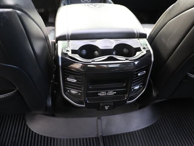Used 2020 RAM 1500 Laramie w/ Sport Appearance Package AWD/4WD image 19