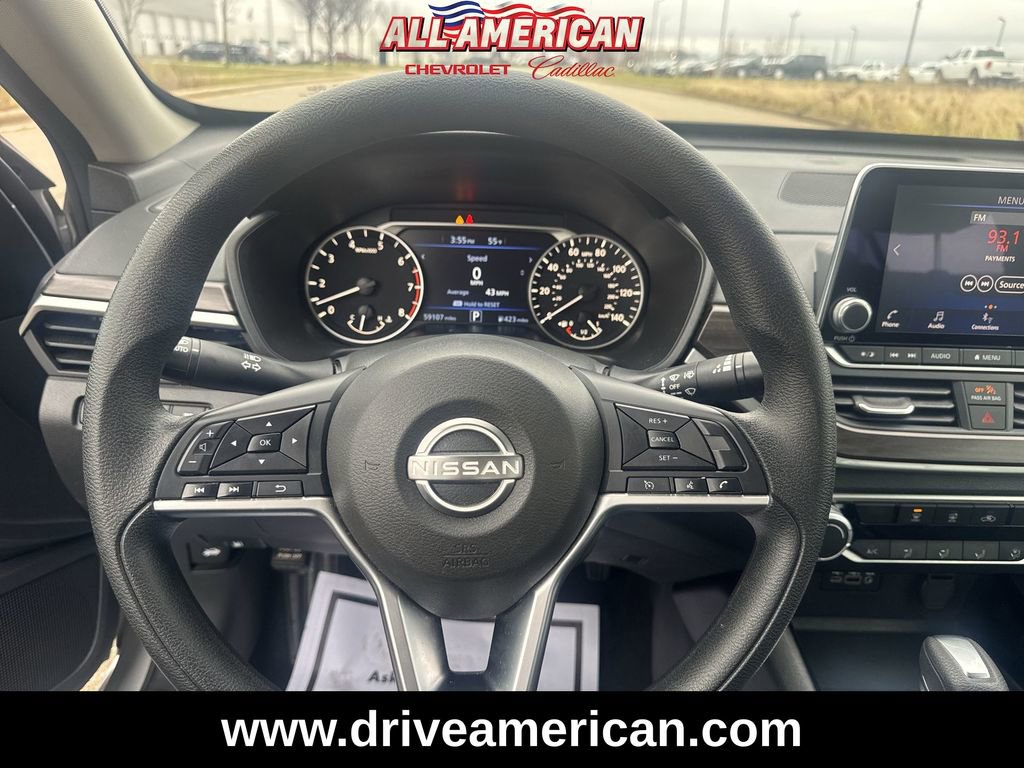 Used 2024 Nissan Altima 2.5 SV image 12