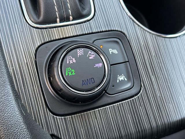 Used 2019 GMC Acadia SLT image 40