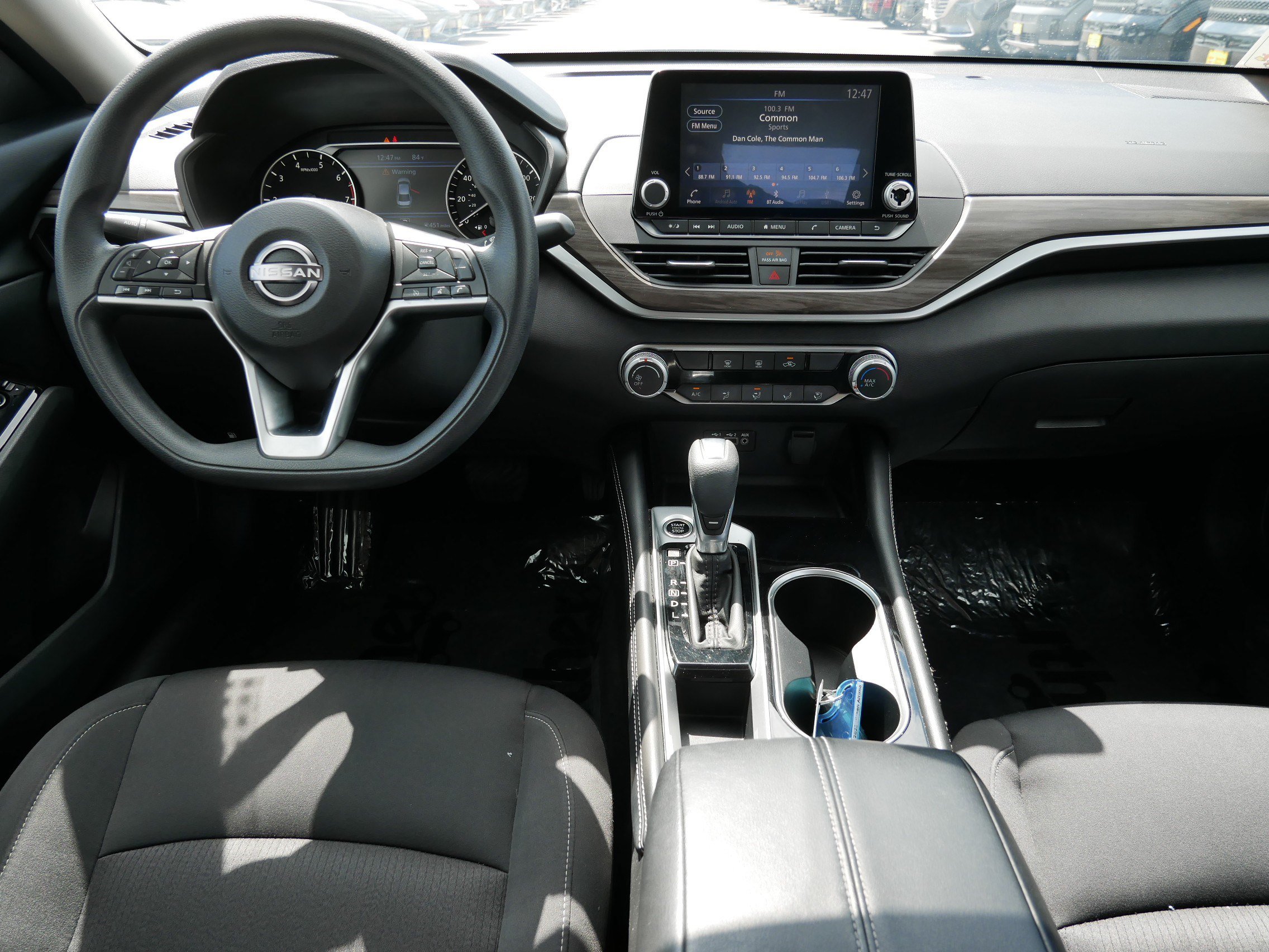Used 2023 Nissan Altima 2.5 SV FWD image 10