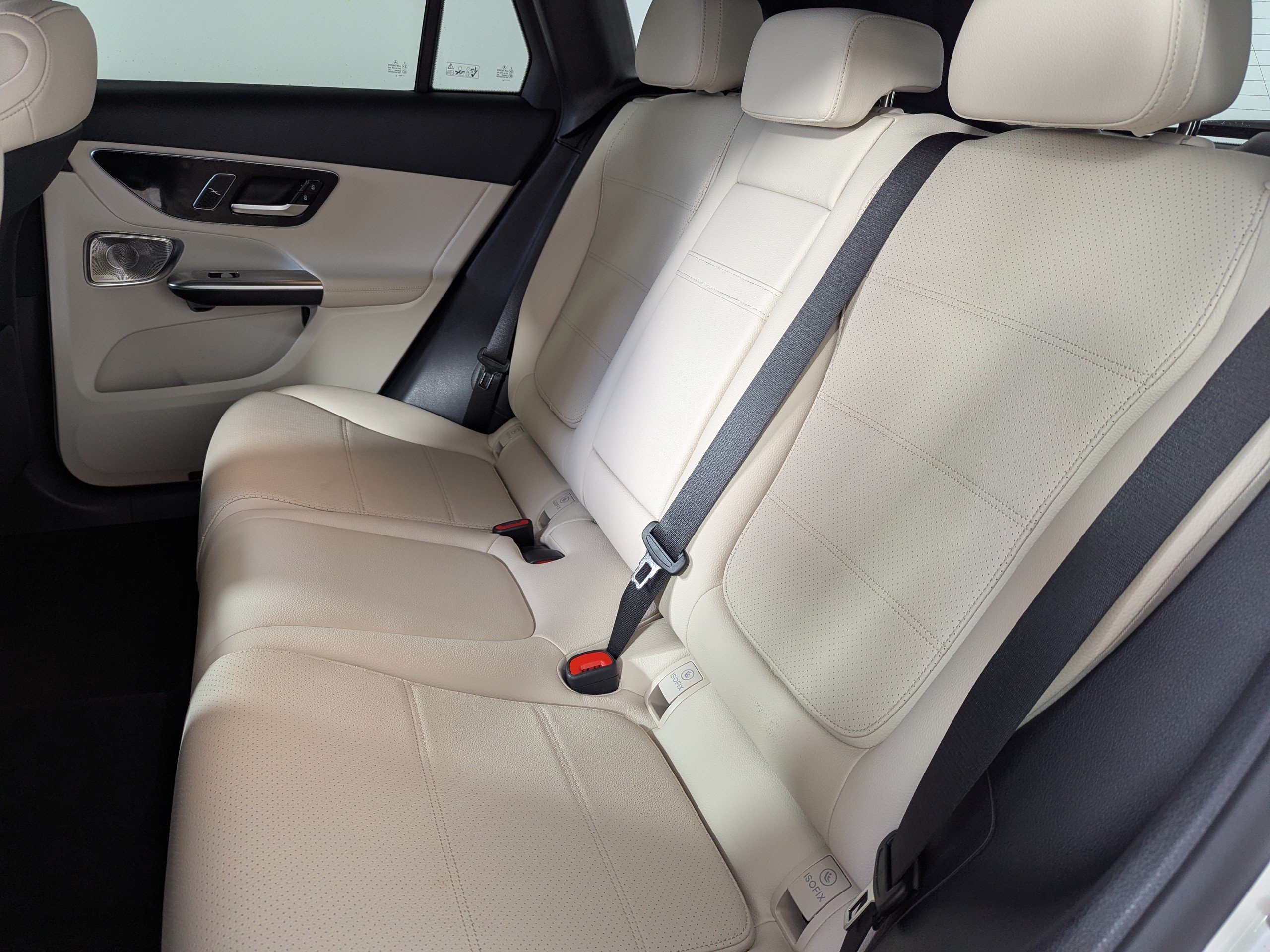 Used 2025 Mercedes-Benz GLC 300 image 20