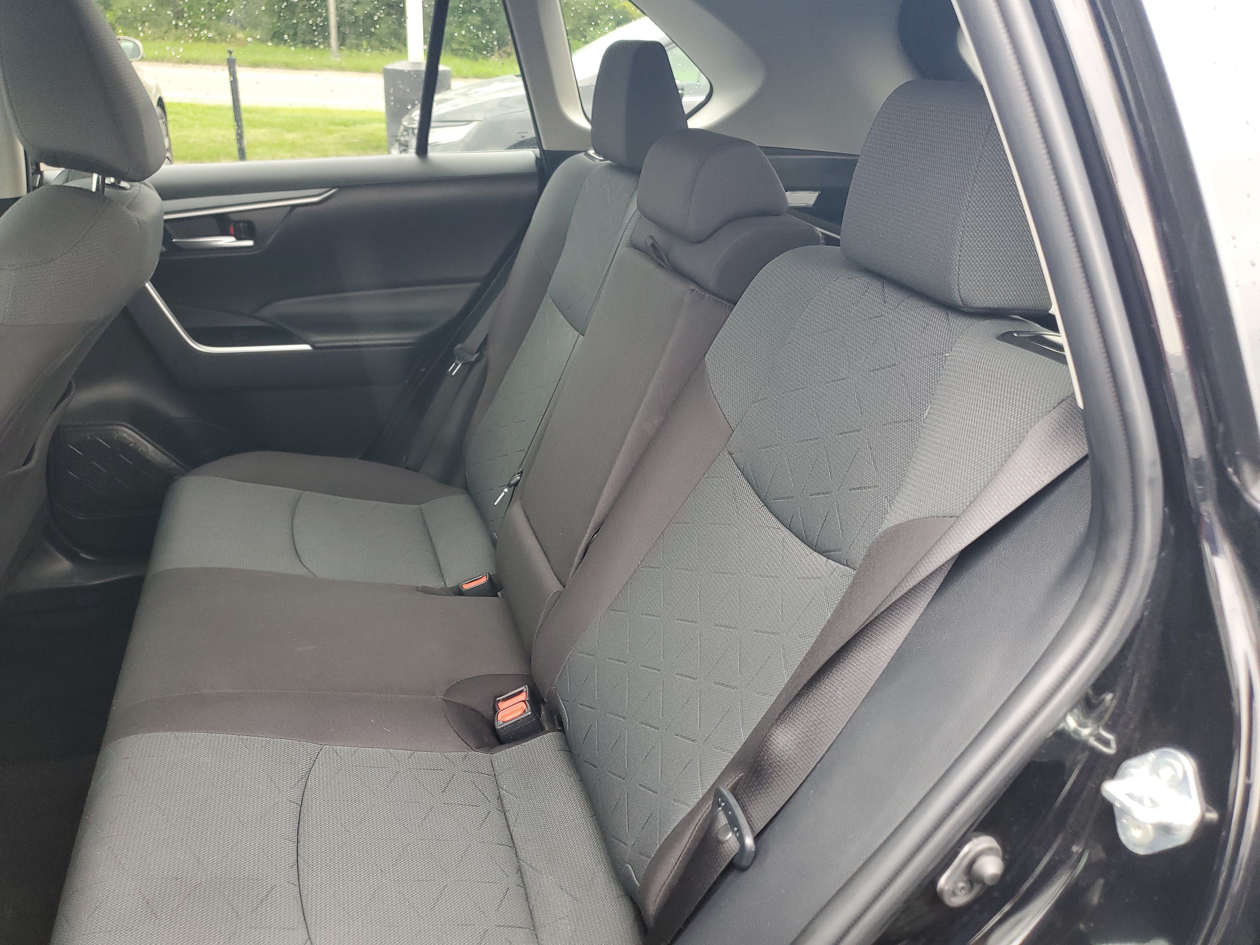 Certified 2025 Toyota RAV4 XLE AWD/4WD image 9