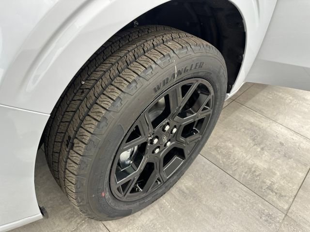 New 2026 Ford Maverick Lobo image 36