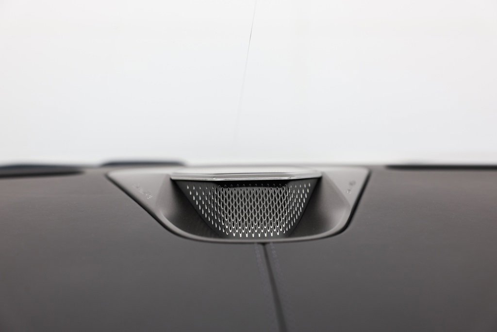 New 2025 Aston Martin V8 Vantage Coupe image 33