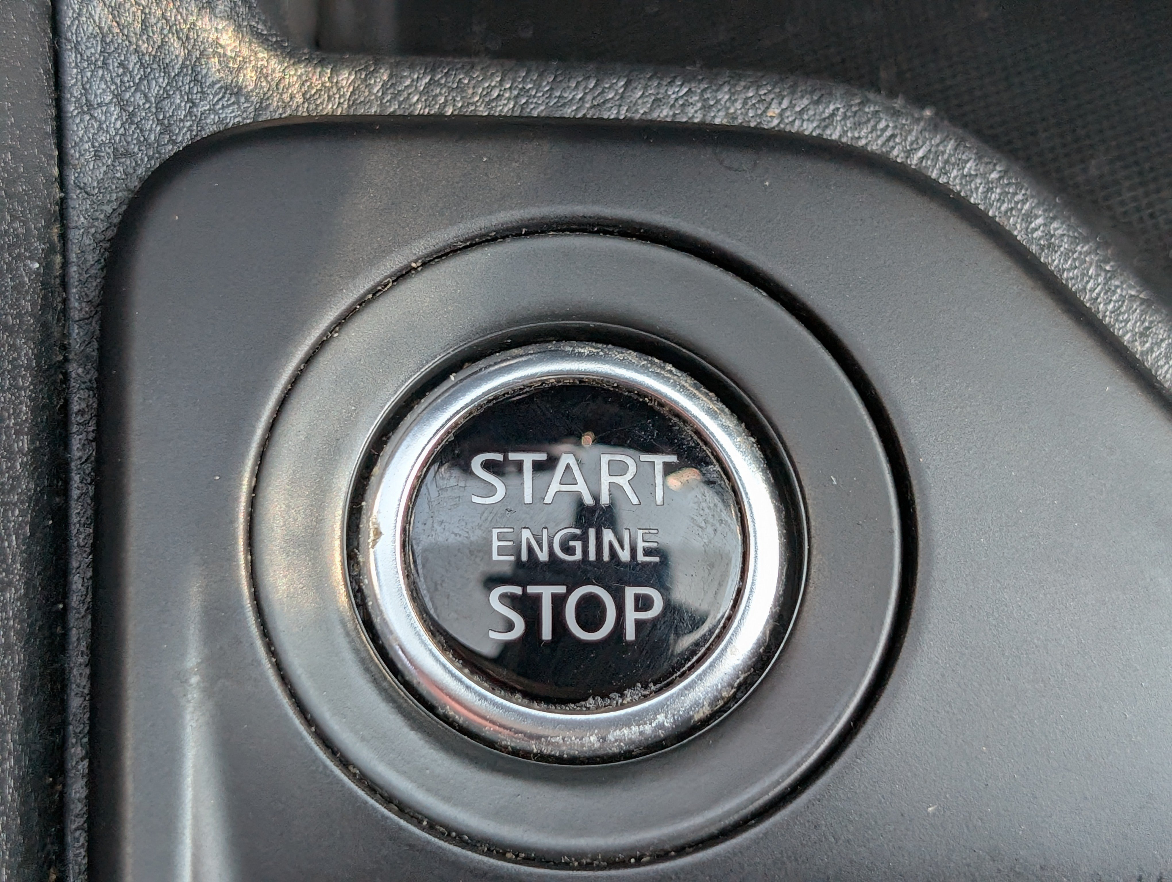 Used 2024 Nissan Sentra S FWD image 19