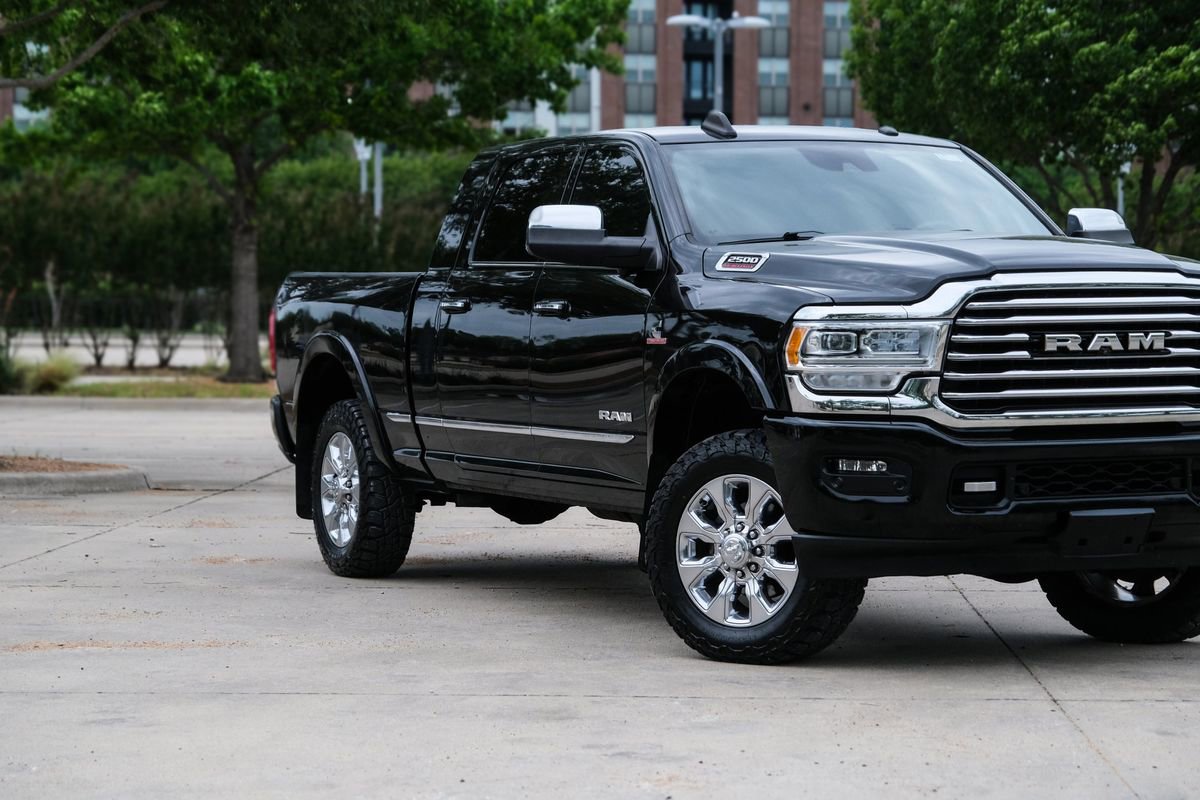 Used 2019 RAM 2500 Limited AWD/4WD image 2