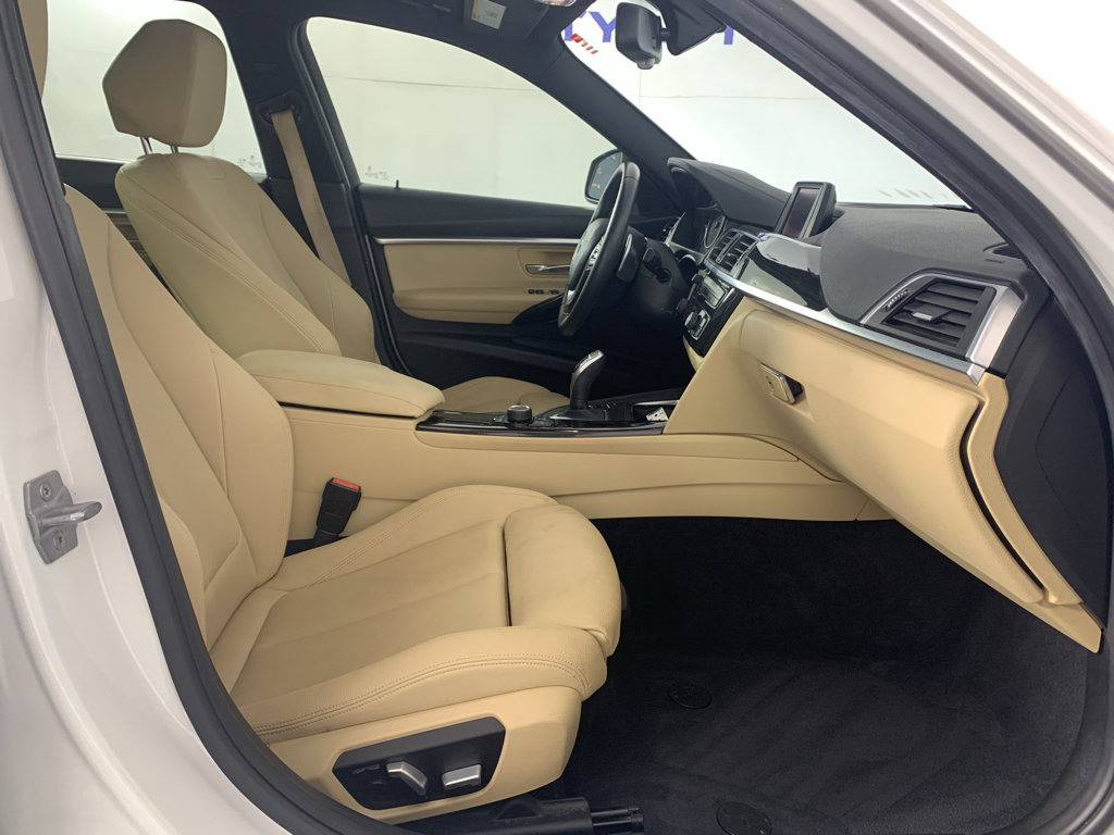 Used 2018 BMW 330i Sedan RWD image 40