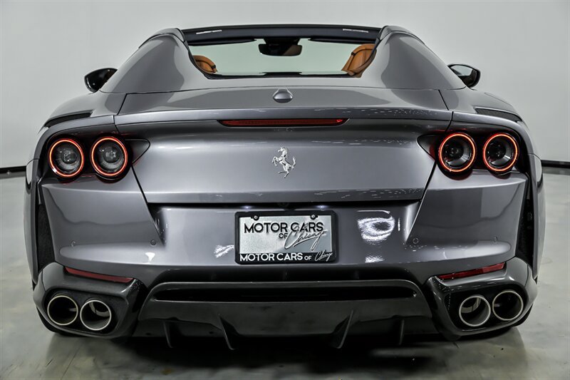 Used 2023 Ferrari 812 GTS RWD image 8
