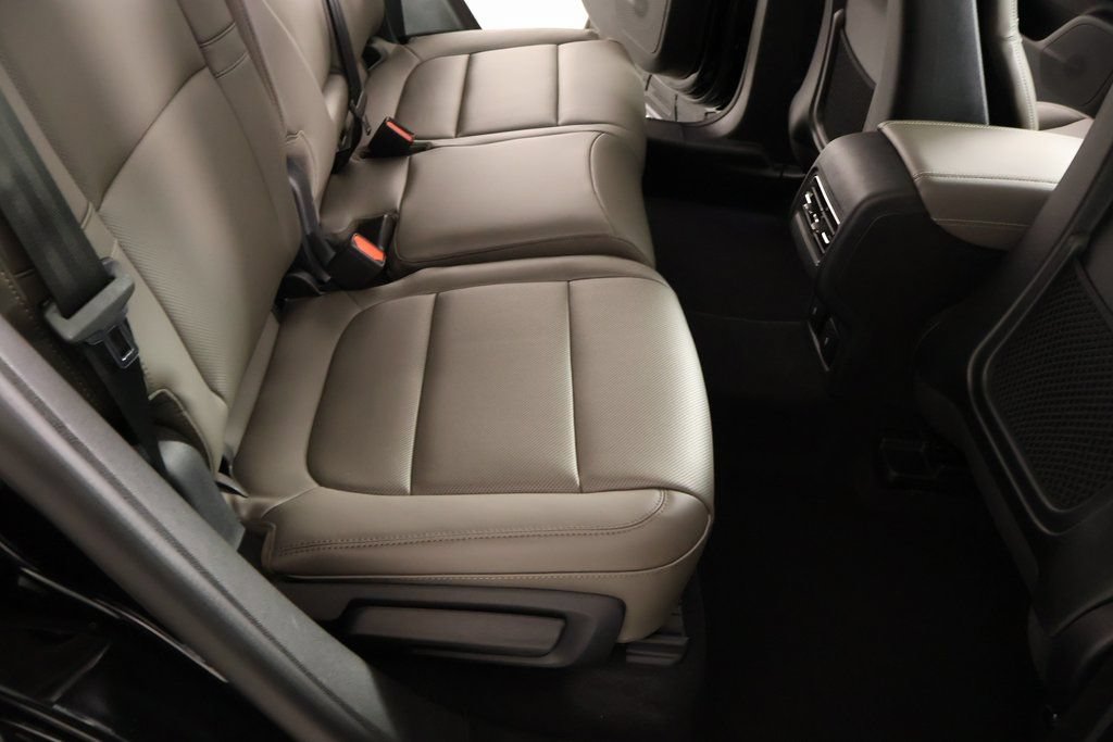 New 2026 Lincoln Corsair Premiere FWD image 15