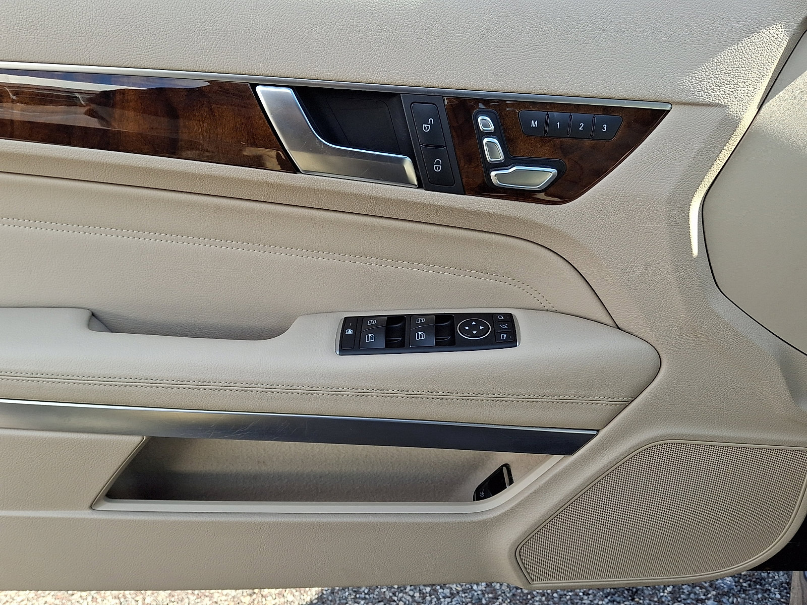 Used 2016 Mercedes-Benz E 400 Cabriolet image 17