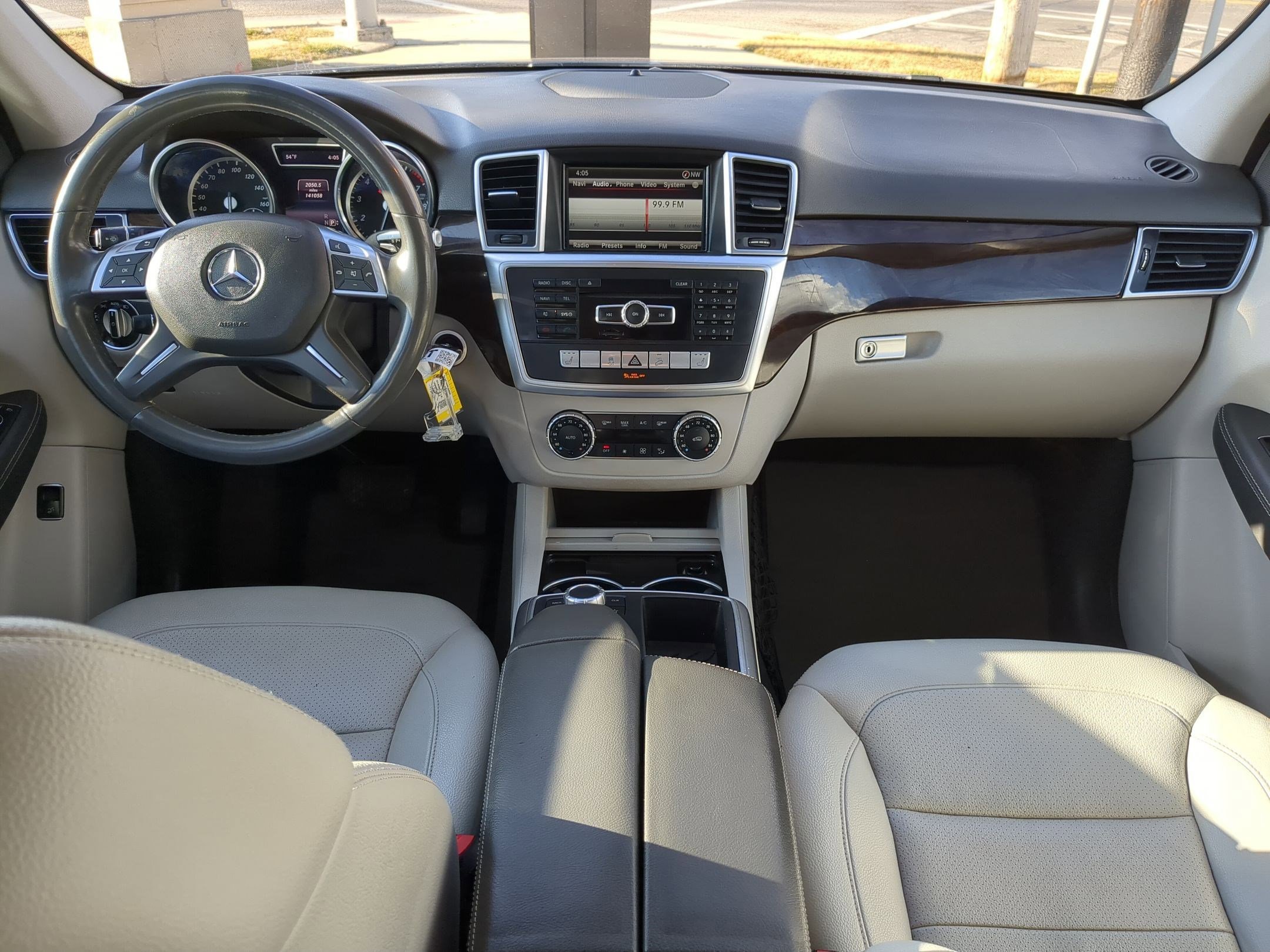 Used 2015 Mercedes-Benz ML 350 4MATIC image 29