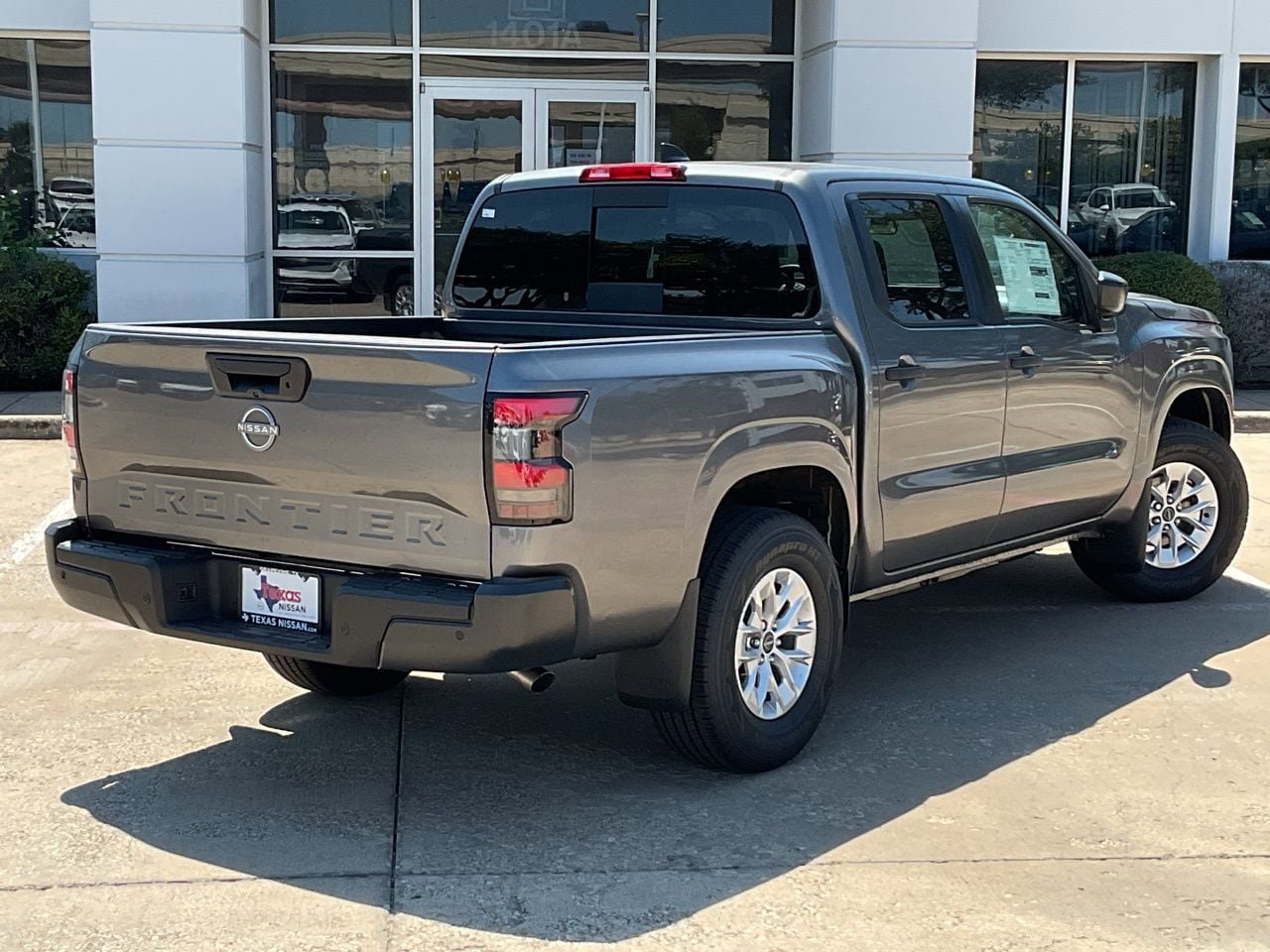 New 2026 Nissan Frontier S image 5