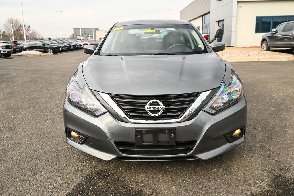 Used 2016 Nissan Altima 2.5 SR image 10