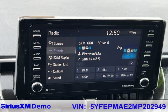 Used 2021 Toyota Corolla LE image 30