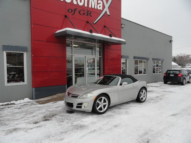 Used 2008 Saturn Sky image 1