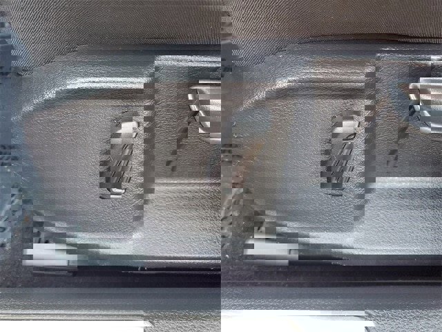 Used 2016 Volkswagen Golf S image 17