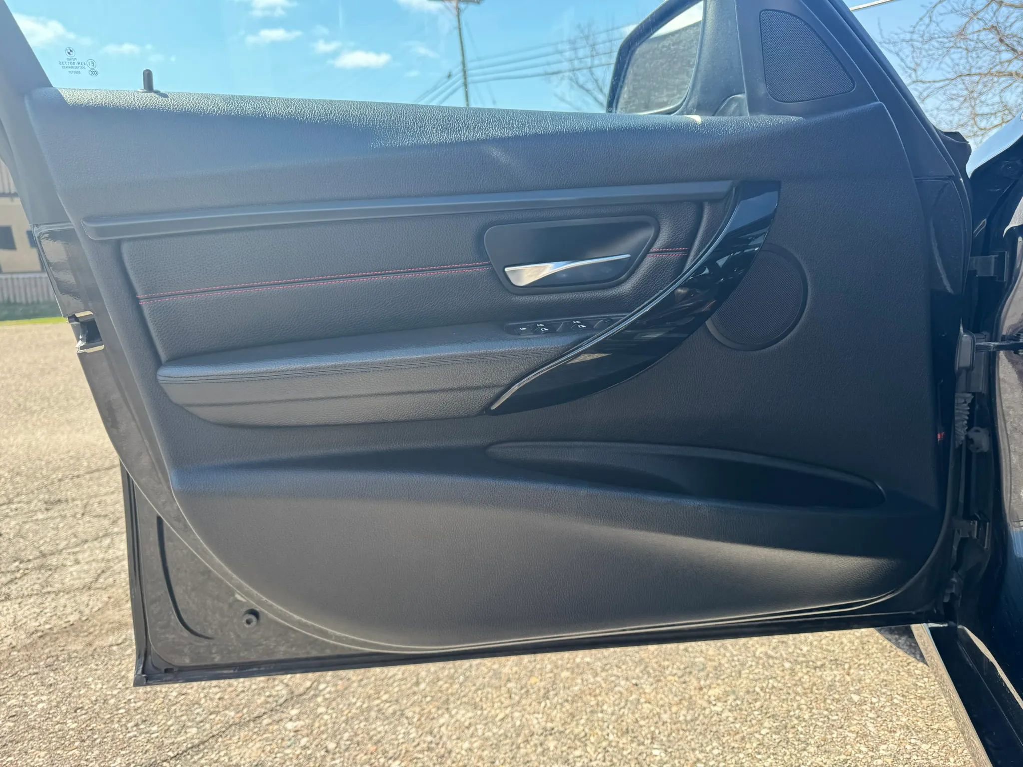 Used 2014 BMW 328i xDrive Sedan AWD/4WD image 25