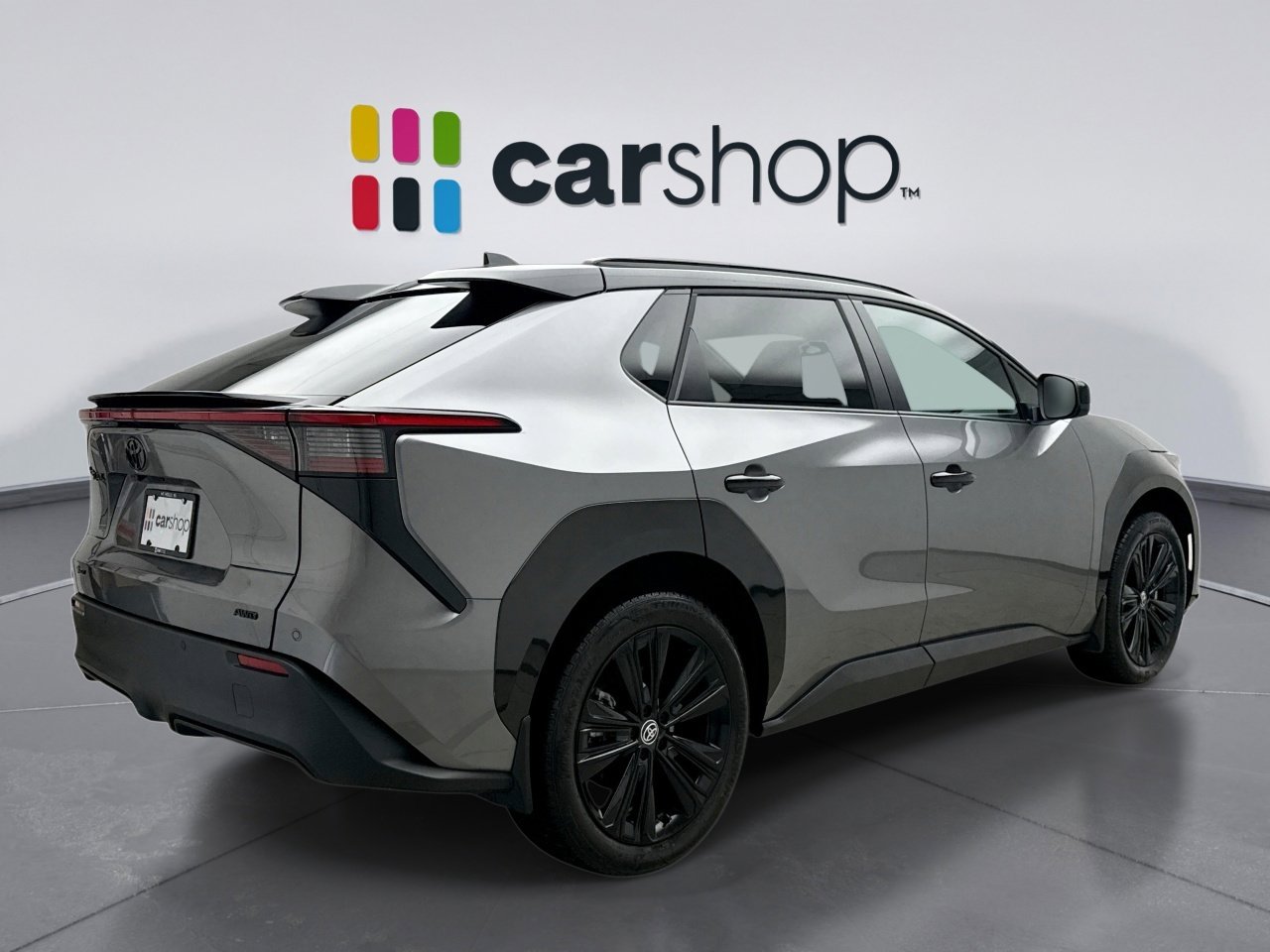 Used 2025 Toyota bZ4X AWD image 5