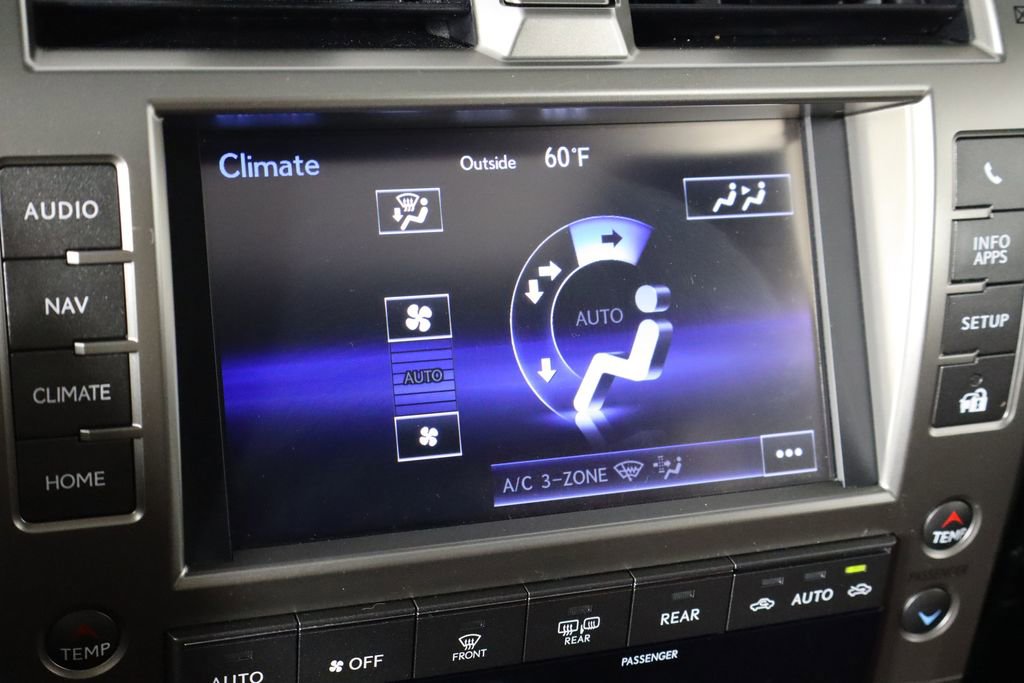 Used 2021 Lexus GX 460 Luxury w/ Accessory Package AWD/4WD image 35