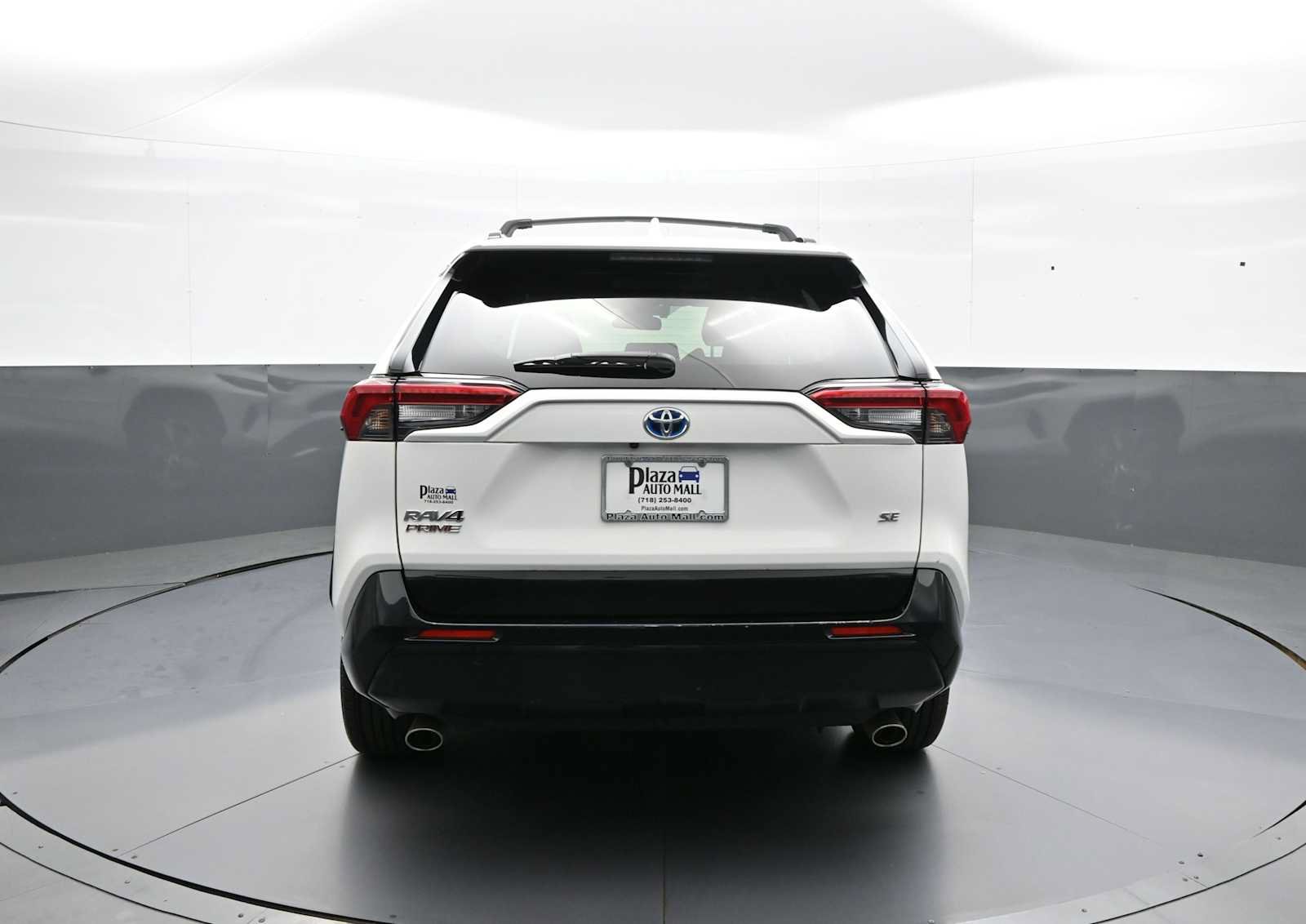 Used 2023 Toyota RAV4 SE w/ Weather & Moonroof Package AWD/4WD image 6