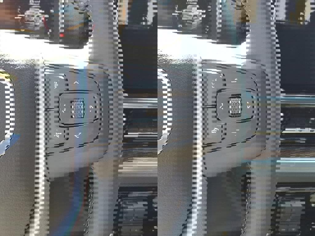 New 2026 GMC Sierra 1500 Elevation image 19