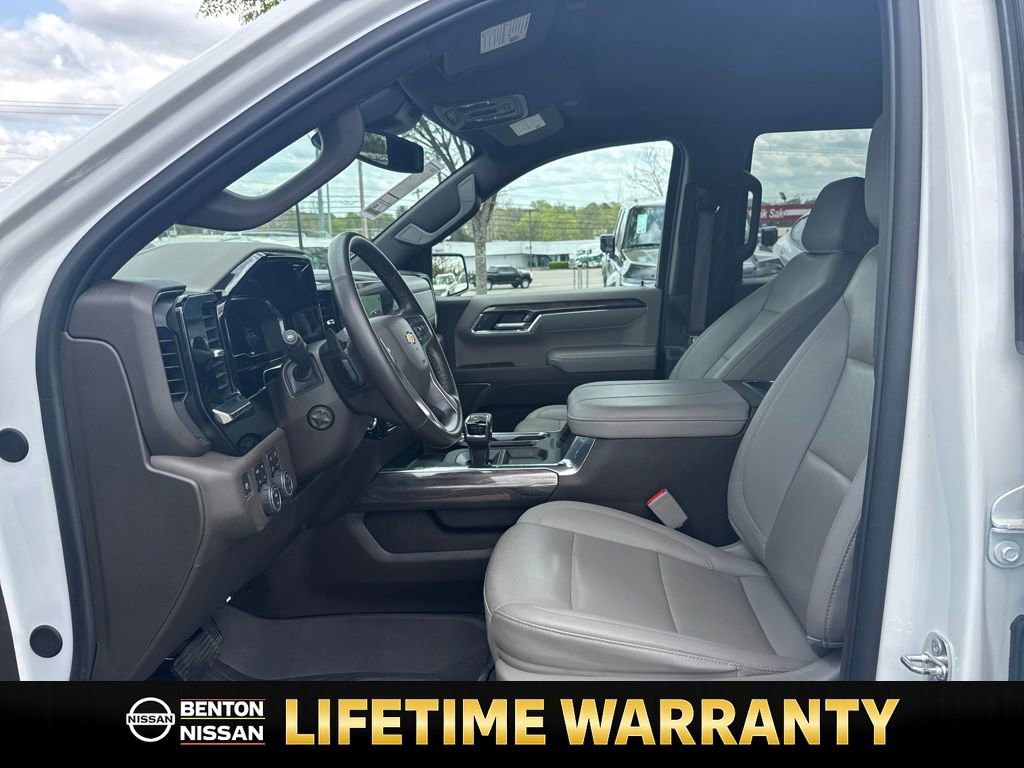 Used 2024 Chevrolet Silverado 1500 LTZ image 10