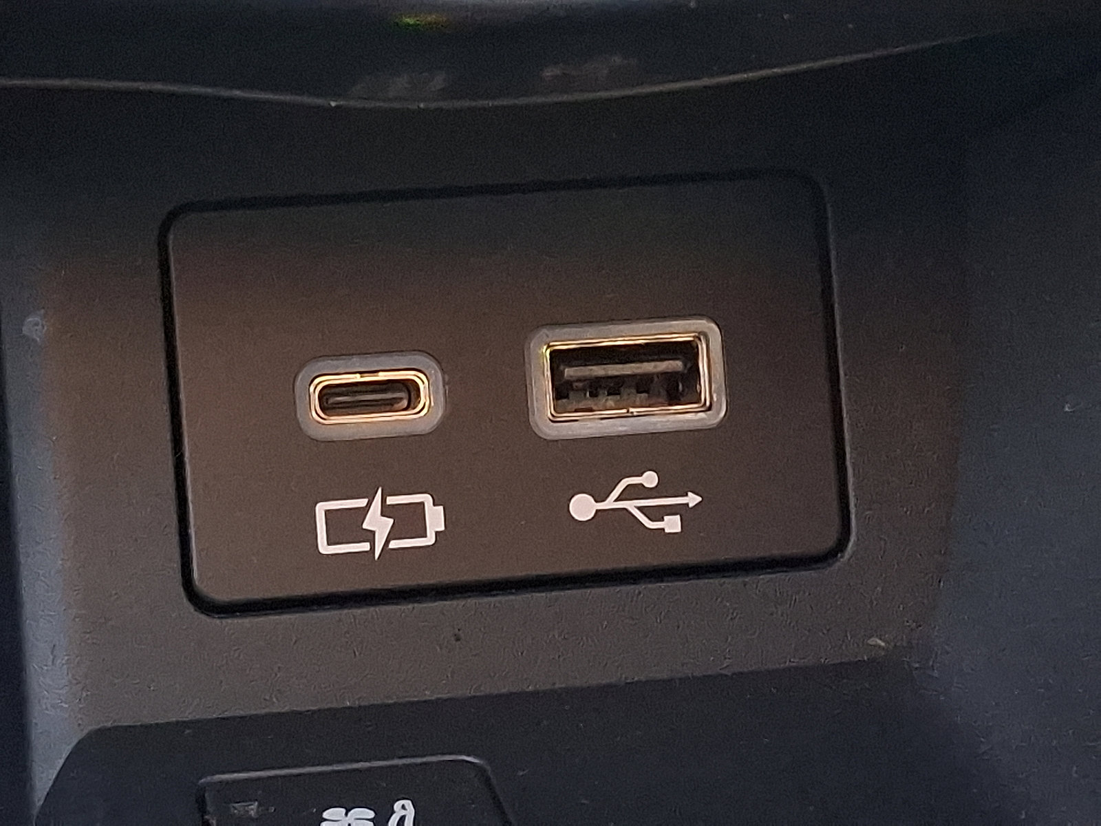 Used 2022 Lexus LX 600 F Sport image 25