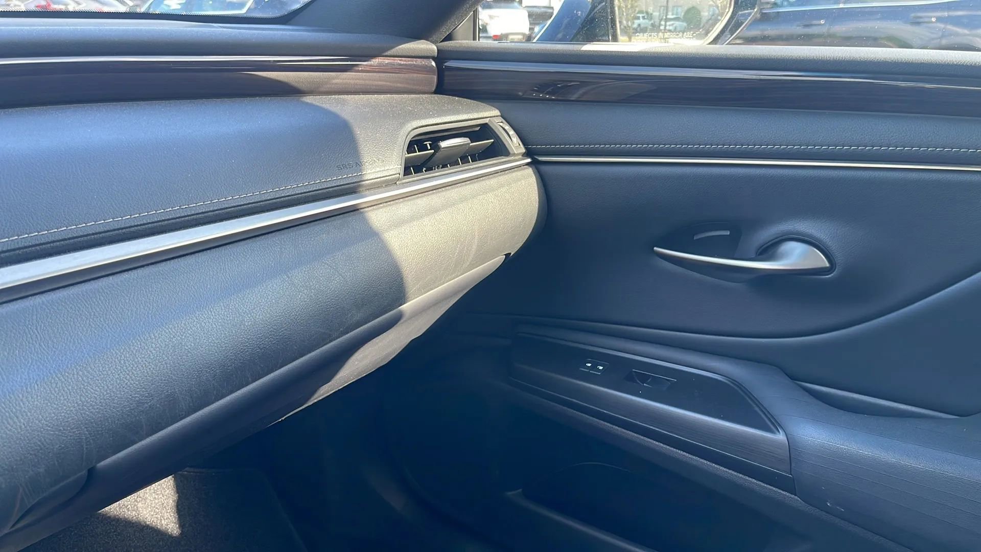 Used 2019 Lexus ES 350 w/ Accessory Package 2 FWD image 19