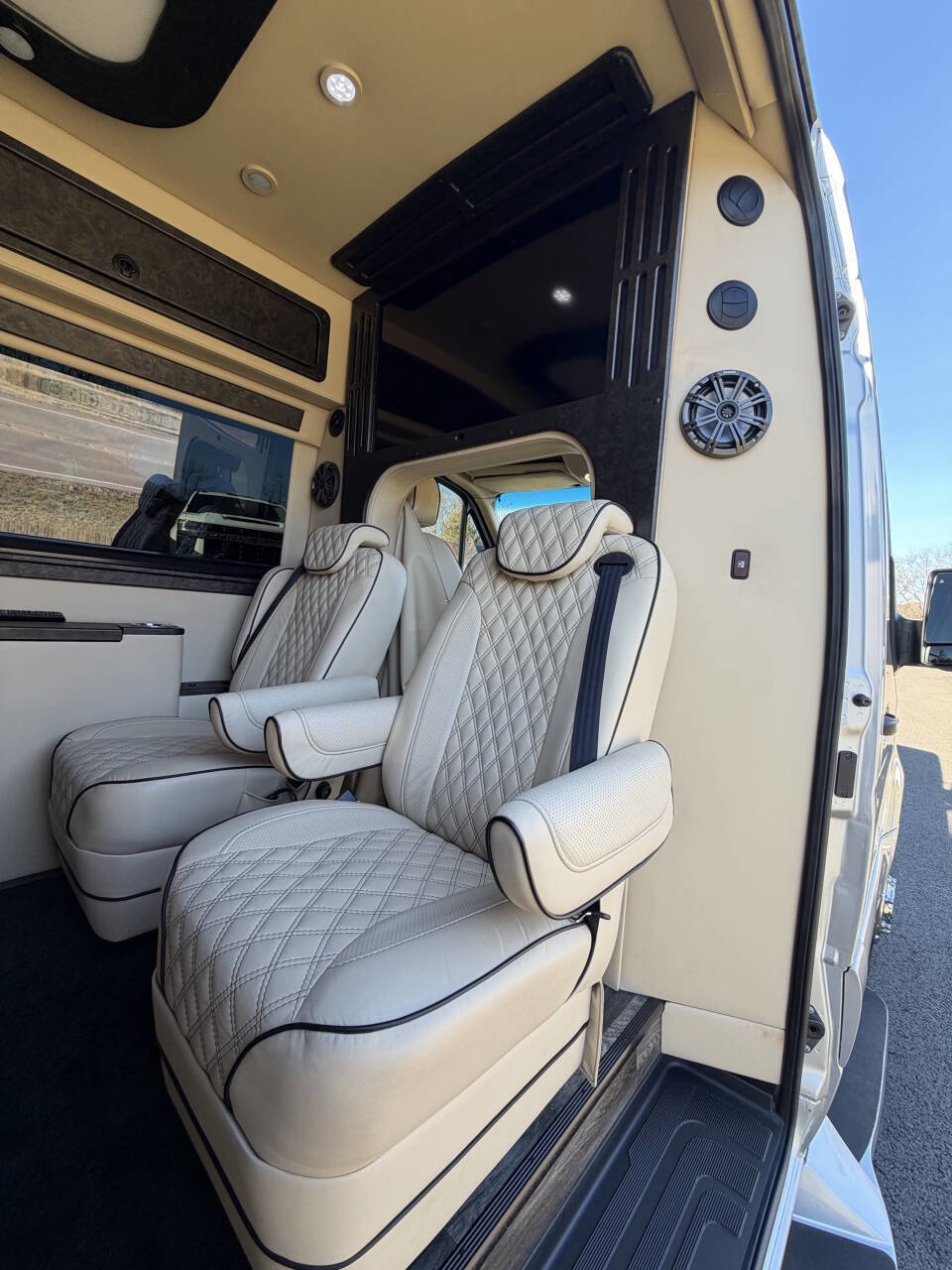Used 2019 Mercedes-Benz Sprinter 170 image 55