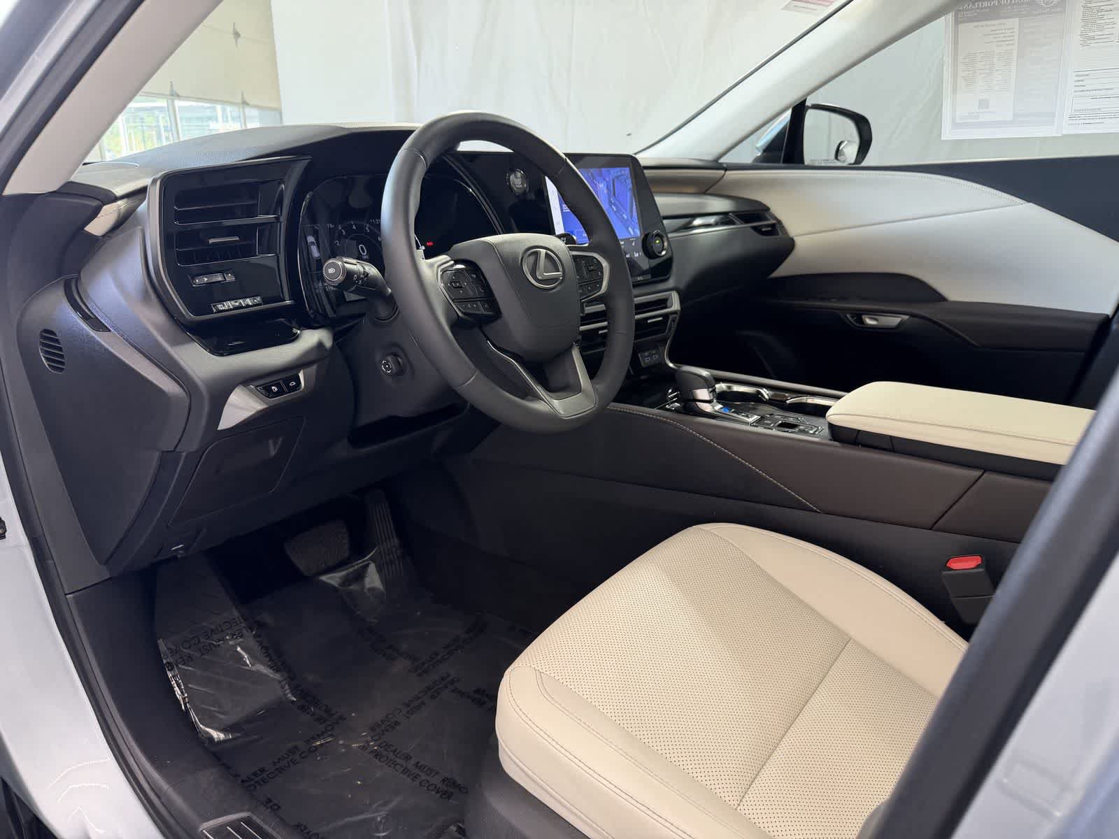 Used 2023 Lexus RX 350 AWD w/ Cold Area Package image 9