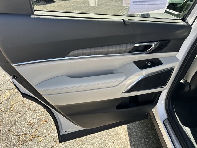 Certified 2023 Kia Telluride SX image 26