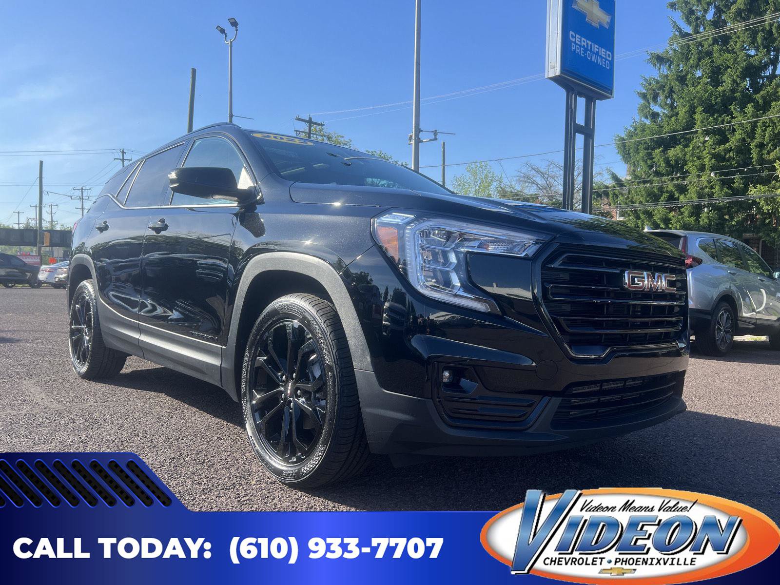 Used 2022 GMC Terrain SLT w/ Elevation Edition AWD/4WD image 1