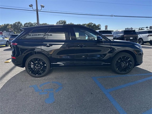 New 2026 Lincoln Corsair Premiere image 3