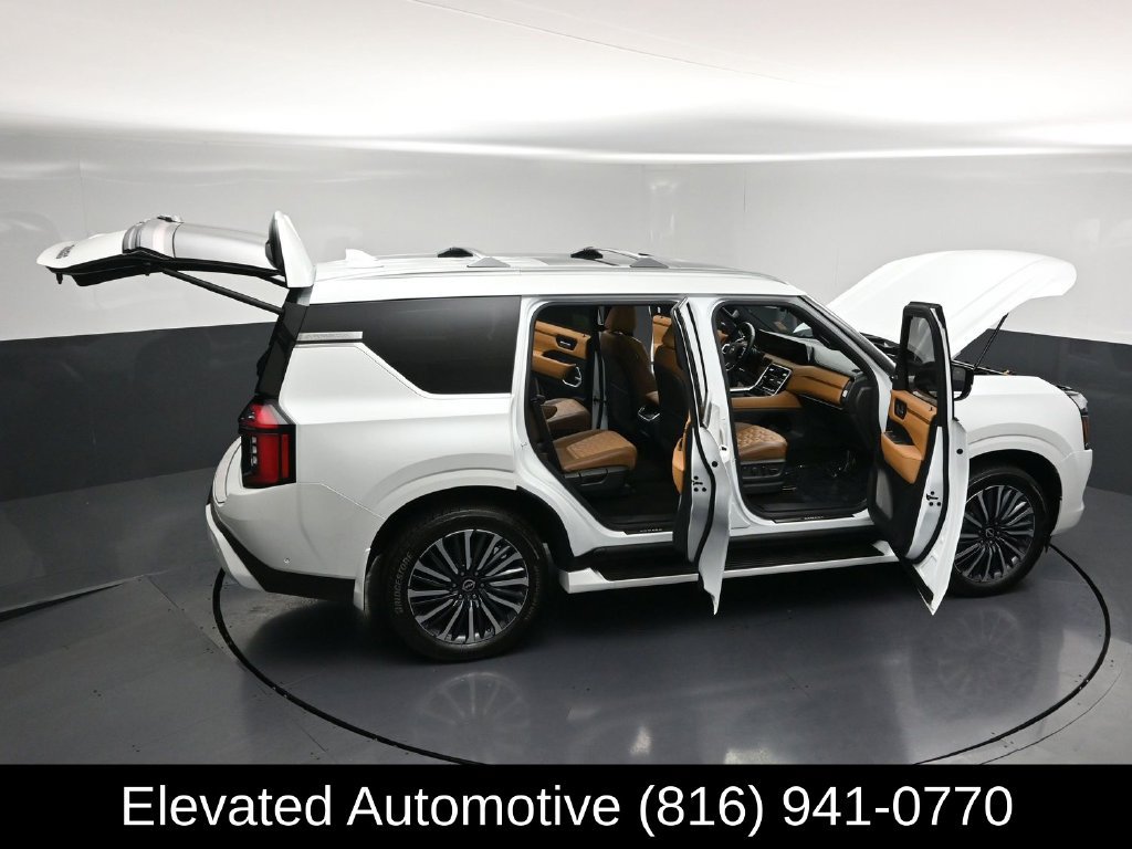Used 2025 Nissan Armada Platinum Reserve AWD/4WD image 35