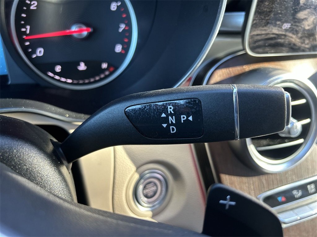 Used 2020 Mercedes-Benz GLC 300 4MATIC w/ Multimedia Package image 22