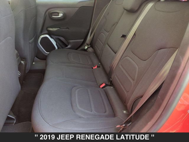 Used 2019 Jeep Renegade Latitude w/ Popular Equipment Group AWD/4WD image 29